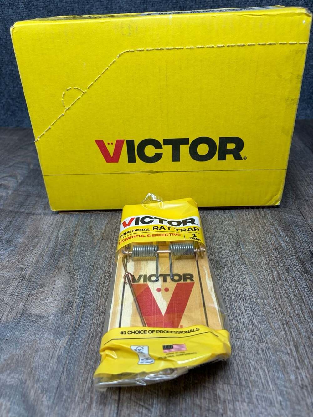 Victor Wide Pedal Rat Trap M205-9 Bulk Pack of 9 Snap Traps New. Open box New
